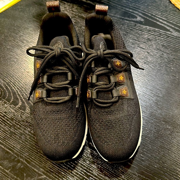 Rarely worn Luis Vuitton Women’s Aftergame Sneaker! In good condition, no rips. - Picture 5 of 6